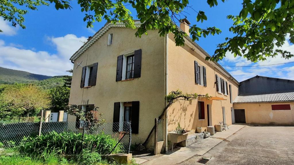 La ferme d'Yvette et Zou, au coeur des Baronnies Provencales, pour un séjour en famille ou entre amis - 4
