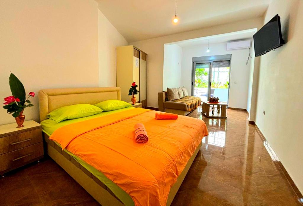 Mala Plaza Apartments - NEW - 1