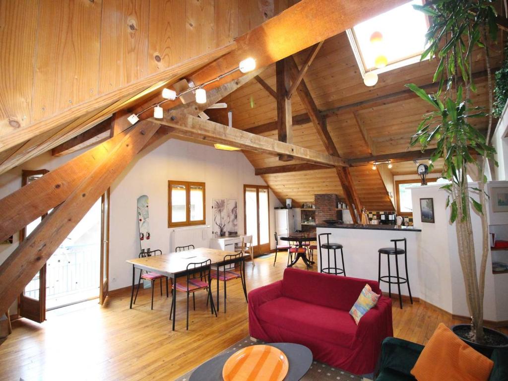 Duplex 140 m² pour 8 pers. à Luchon proche télécabine et thermes, tout confort, wifi, animaux OK - FR-1-313-231 - 1