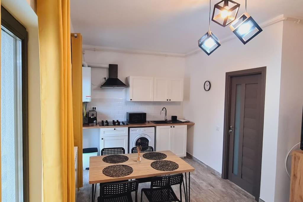 M&D Sara, Mamaia Nord – Năvodari