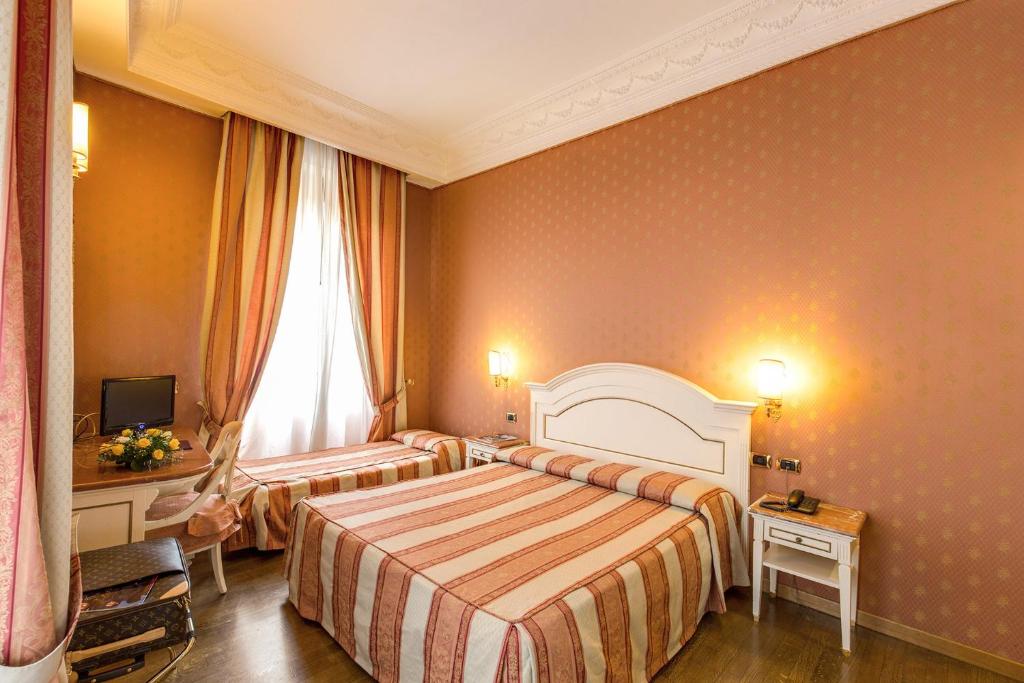Hotel La Lumiere Di Piazza Di Spagna Photo 42
