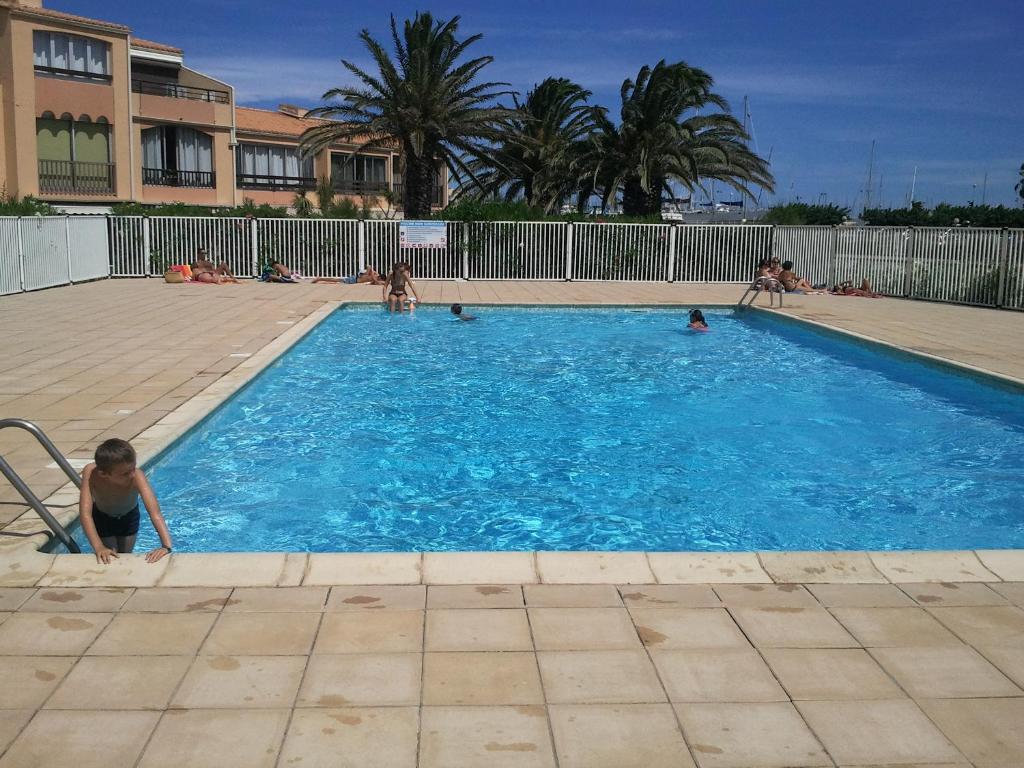 Bord de mer, Appartement Rdc, sur Marina Saint CYPRIEN plage 66 -Avec climatisation - finaliser la demande par PC pas par téléphone ou smartphone - 3