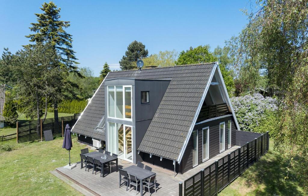 Beautiful Home In Rudkøbing With Wifi, Spodsbjerg