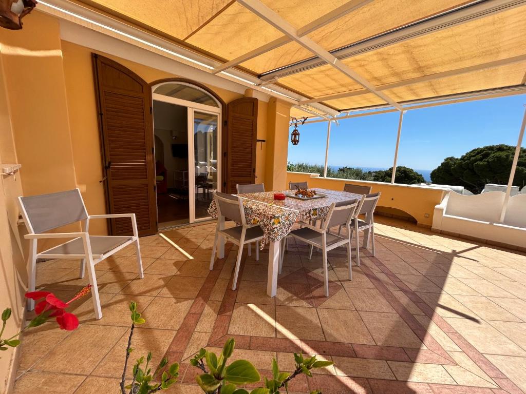 Private Villa Sea VIEW CON TERRAZZA E GIARDINO - 4