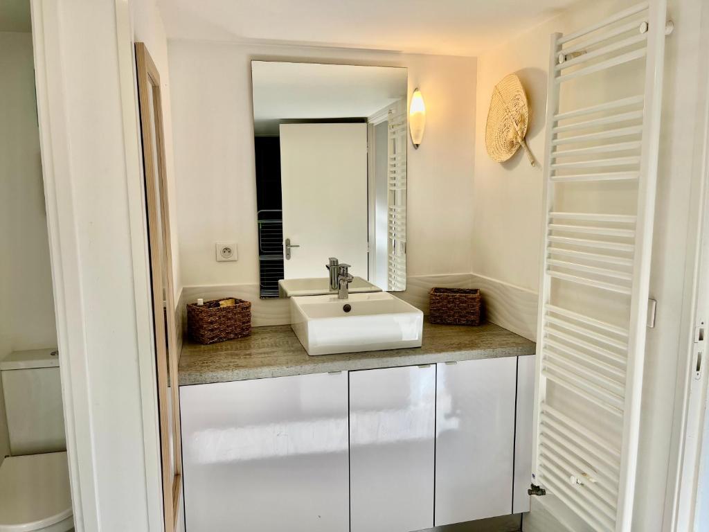 Appartement deux pièces donnant sur un jardin - 5