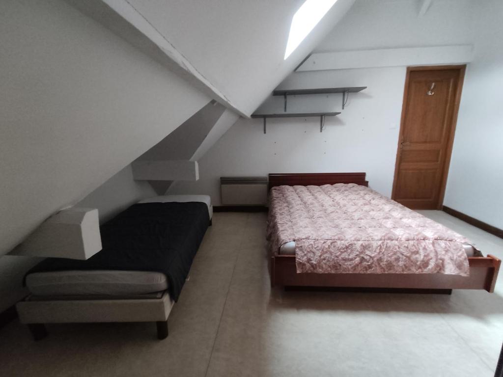 CHAMBRE 2 CALME PROCHE GARE, CENTRE VILLE et FESTIVAL - 1