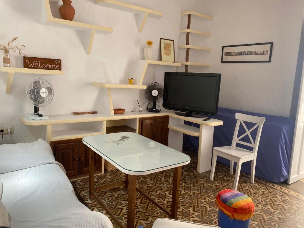Casita en el centro con terraza y Wifi - 5