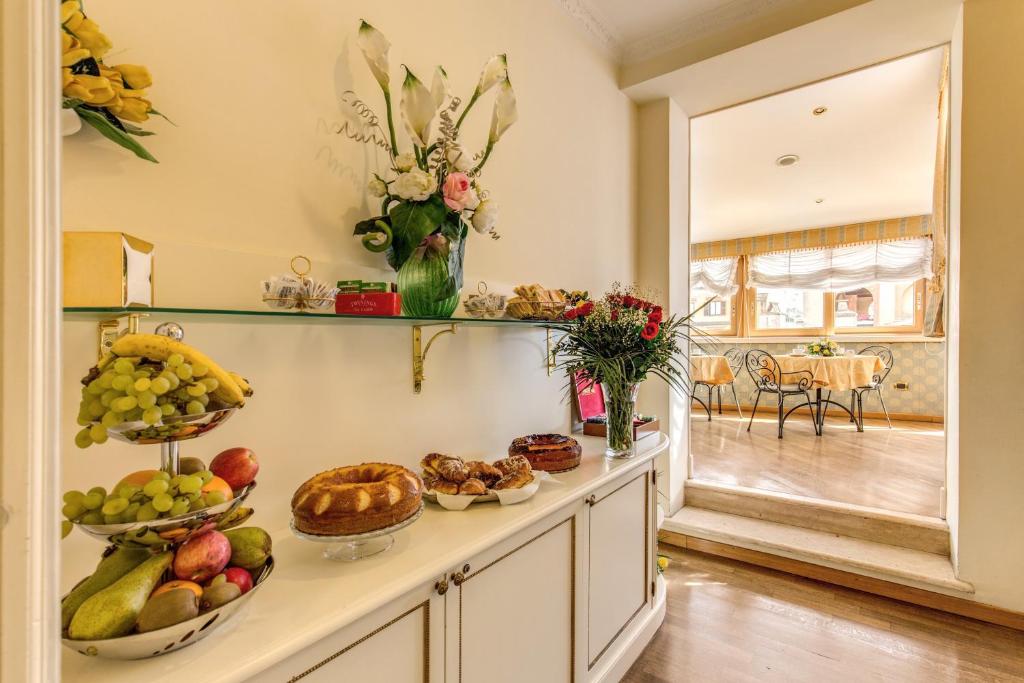 Hotel La Lumiere Di Piazza Di Spagna Photo 46