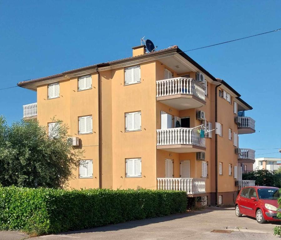 ULA LA apartment, Umag