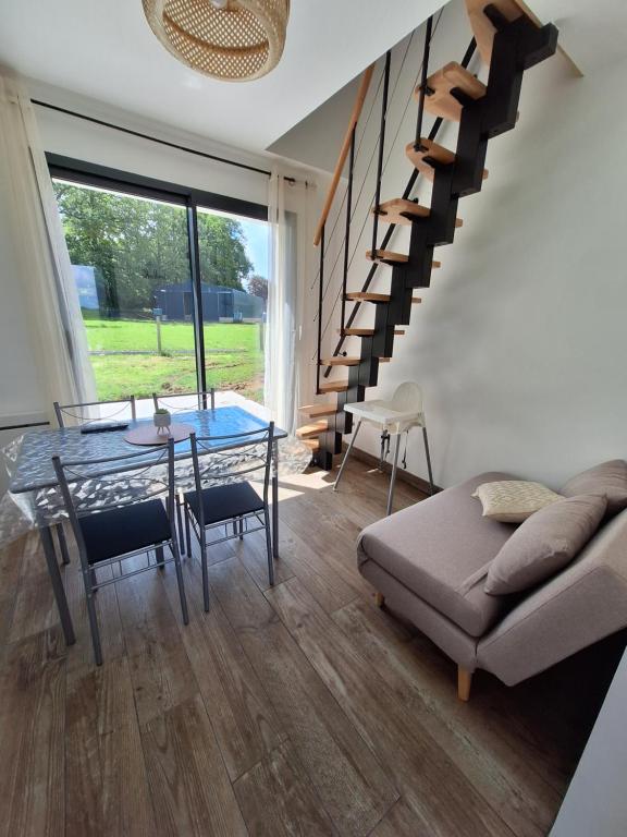 logement calme, 5 minutes de l'autoroute, Vieux-Manoir