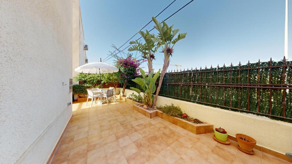 El Olivo and Brisas Beach house - 2