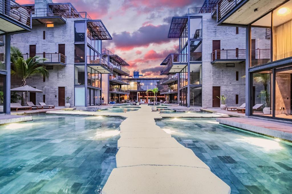 Waterworld Tulum 1BR Cenote Rooftop POOLS GYM - 3