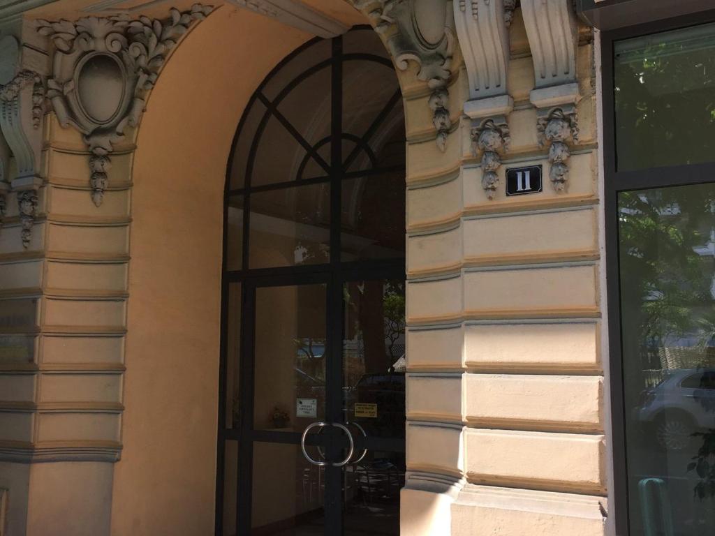 **2P Calme Climatisé, Terrasse, Centre Menton, Proche Plages et Commerces** - FR-1-196-356 - 2
