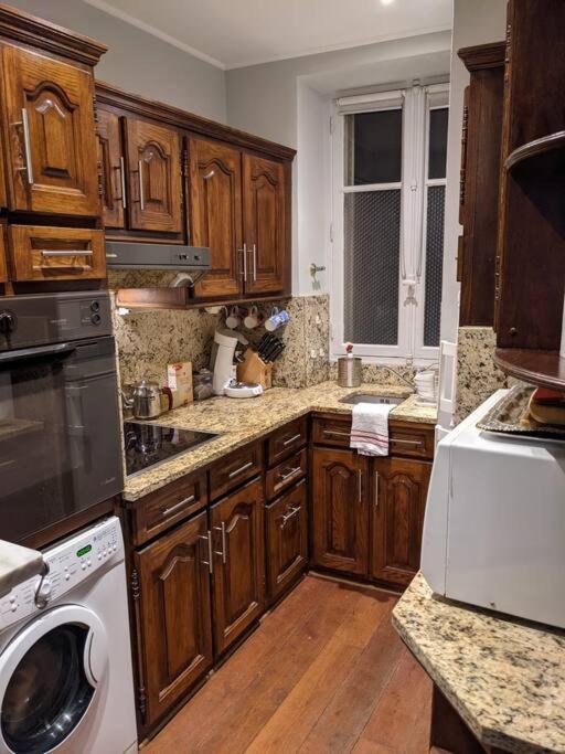 2 bd 16th Arrondissement Trocadero Sleeps 4 to 6 Eiffel Tower - 5