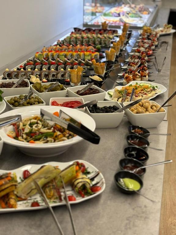 Alimentos e Bebidas