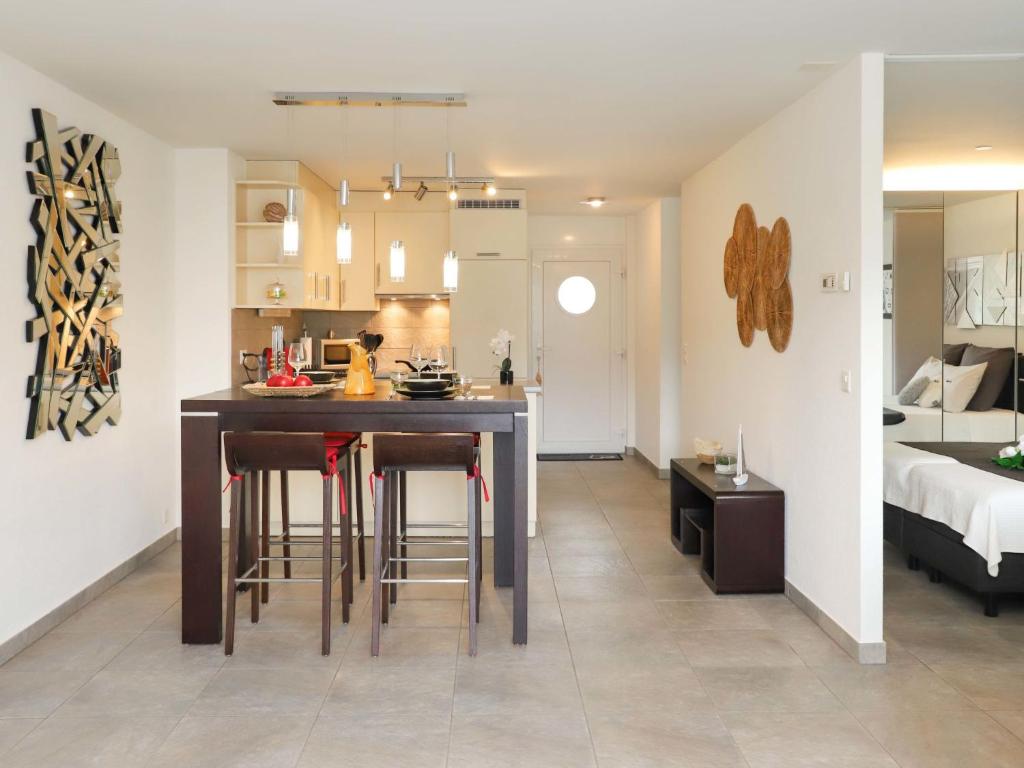 Apartment Cook P9-3 by Interhome - 3
