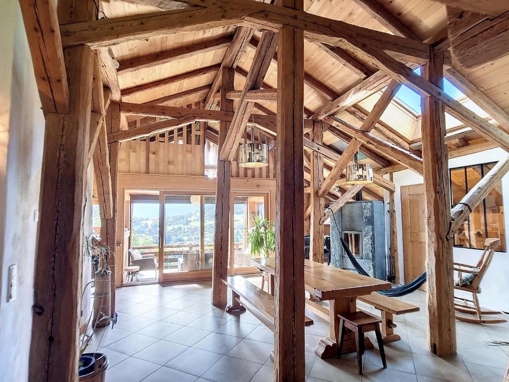 Bel Appartement à Cordon avec Vue Mont Blanc, Terrasse et Parking - 1