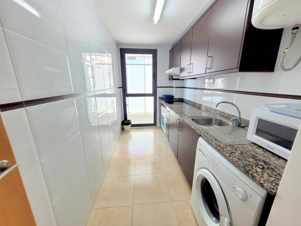 Apartamento en la playa de Gandia con cochera - 5