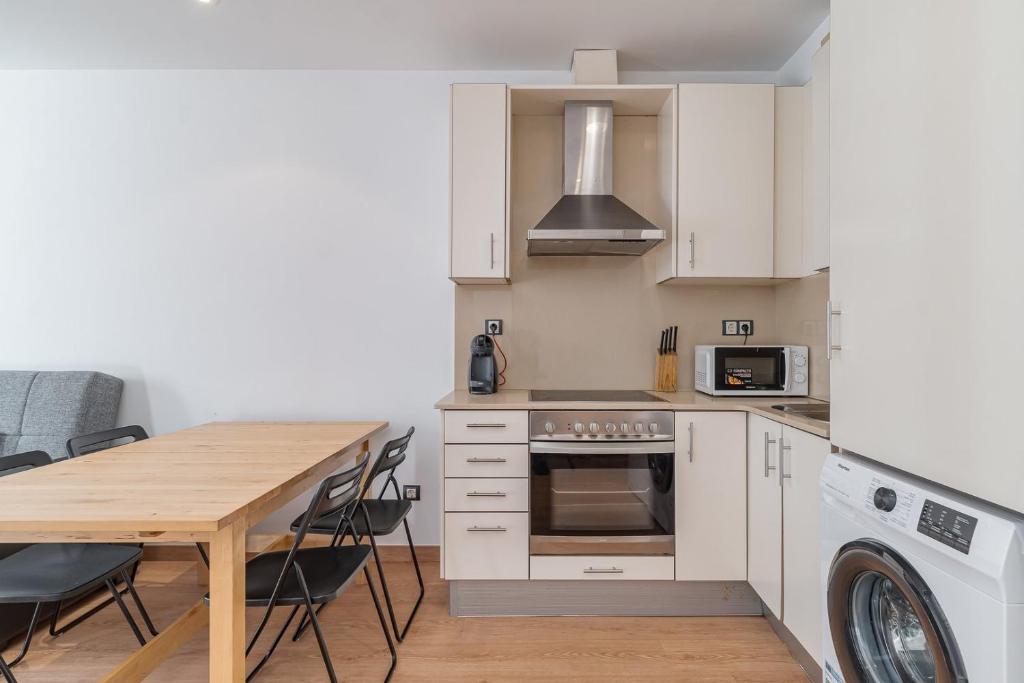 GuestReady - Bright home near Montjuïc - 5