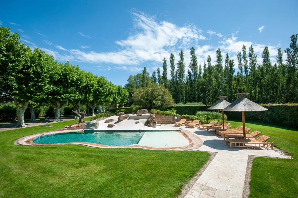 Gîte Cerise - Maison climatisée avec piscine, Istres