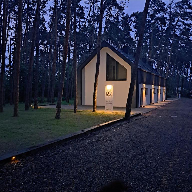 Karłowy Las, Milicz