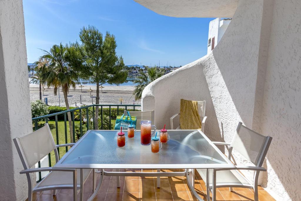 1st line apartment Alcudia beach - 2