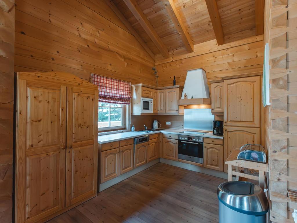 Chalet Königsleiten 1 by Interhome - 3