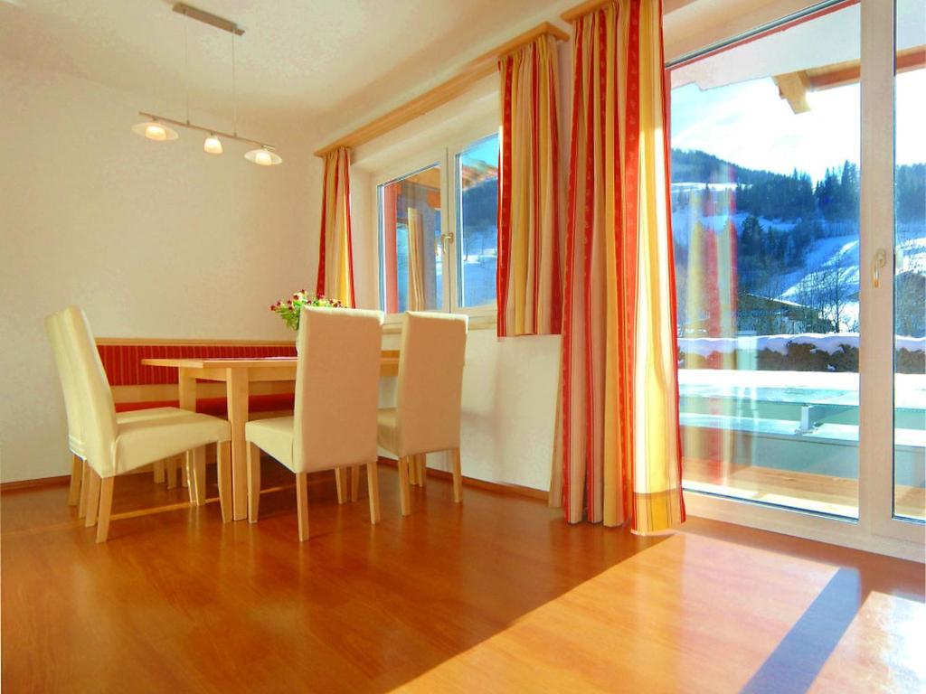 Apartment Dahoam-1 by Interhome - 3
