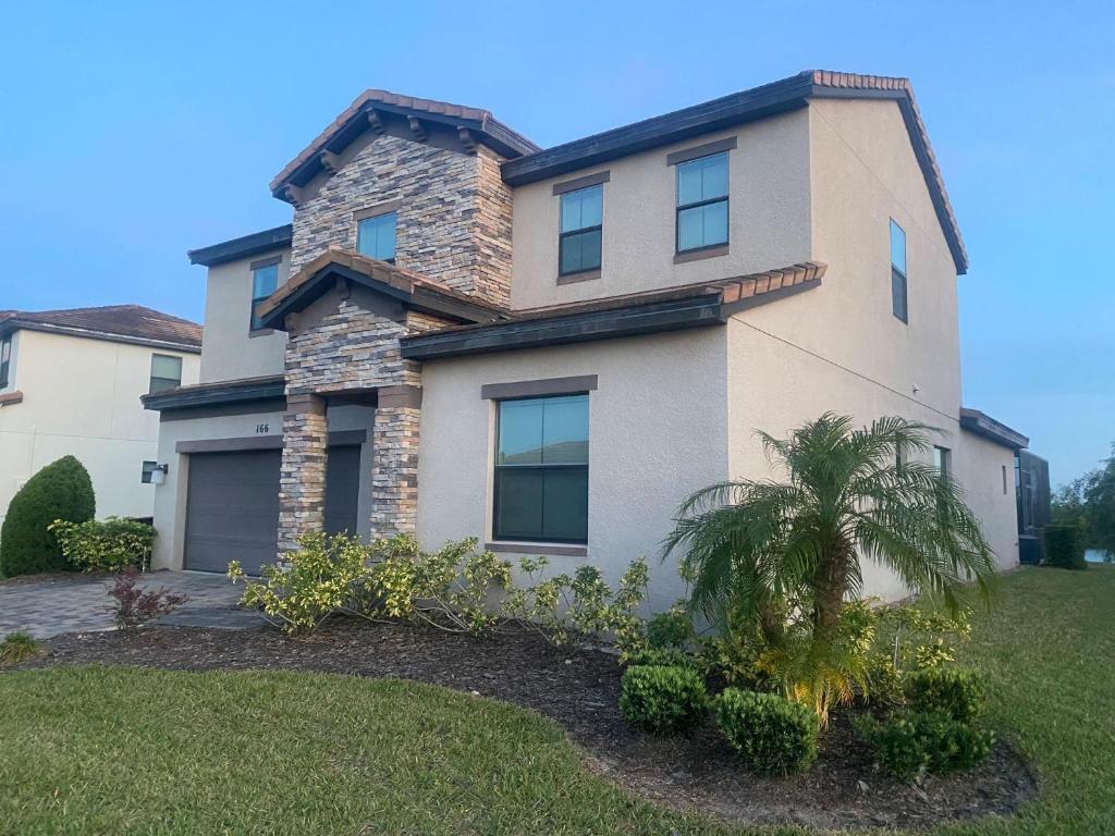 166KB - Balmoral Resort, Haines City