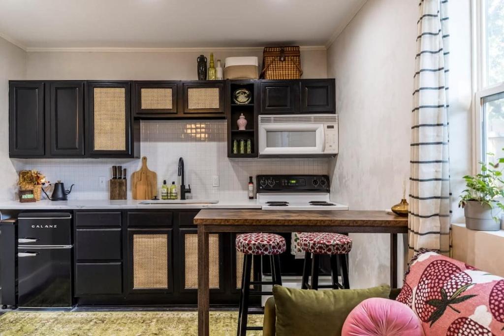 5min to Bishop Arts - Stay at Meadow House, Dallas