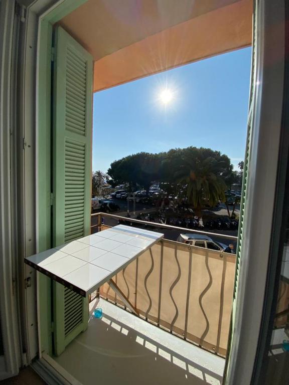 Le Bastion-Plage-vue mer - 4