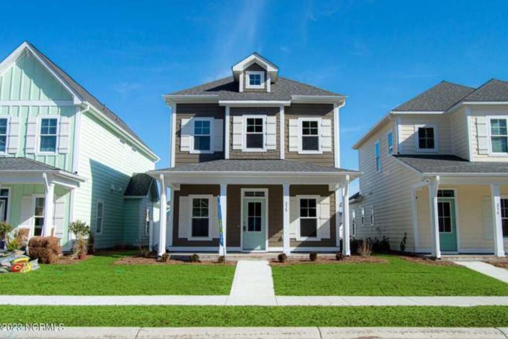 Sparrows Nest 3br 2 and half bath beach cottage, Beaufort