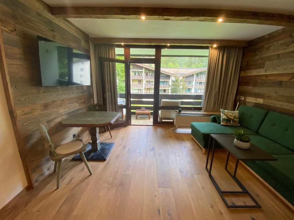 Grubhof Schlosspark, Chalet-Stil mit Pool und Bergblick - Air Conditioner - 4