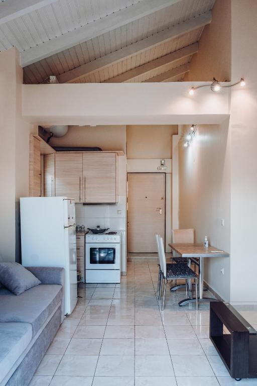 Avras experiense 3, Faraí