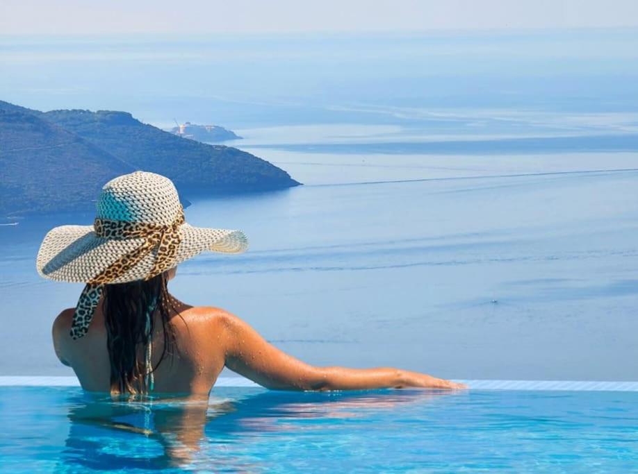 Boka Fig Village Rustic luxury with a view & pool - 1