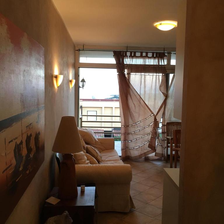 Simone House - 1