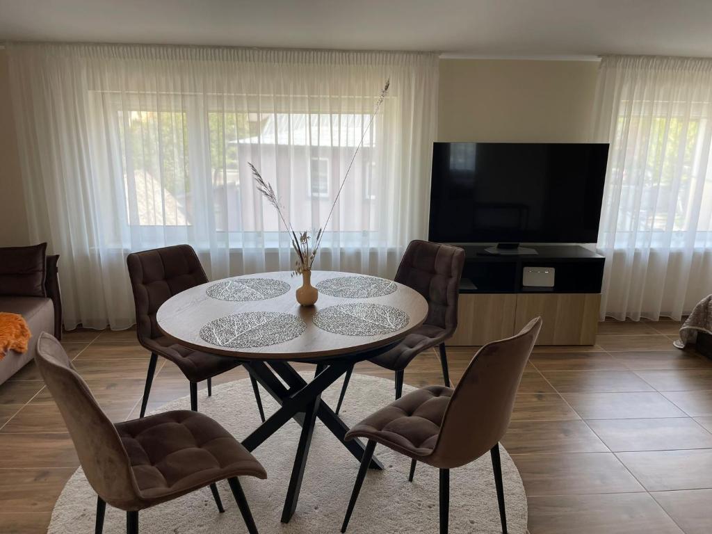 Alvydo apartamentai, Kaunas