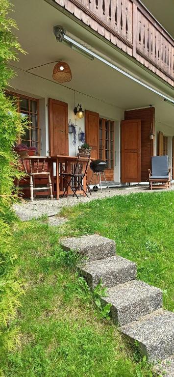 Cozy apartment in the heart of the Alps - 2