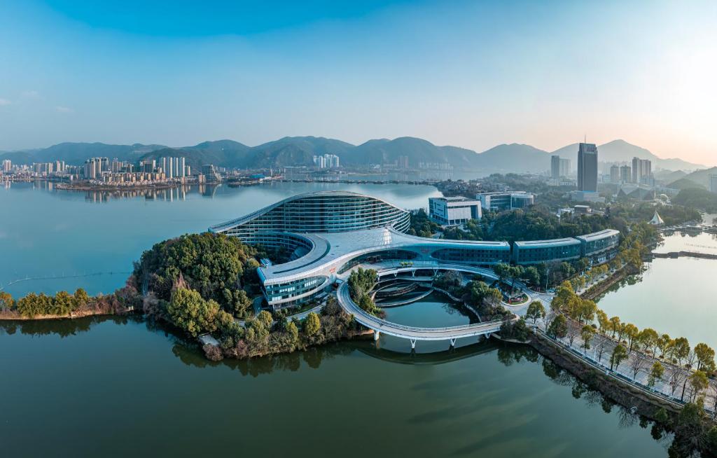 Wingtech Hotel, Huangshi