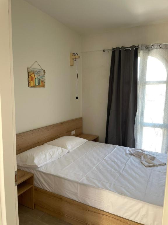 Bella Elena, Agia Pelagia