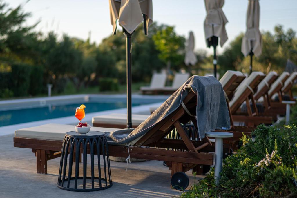 スイミングプール