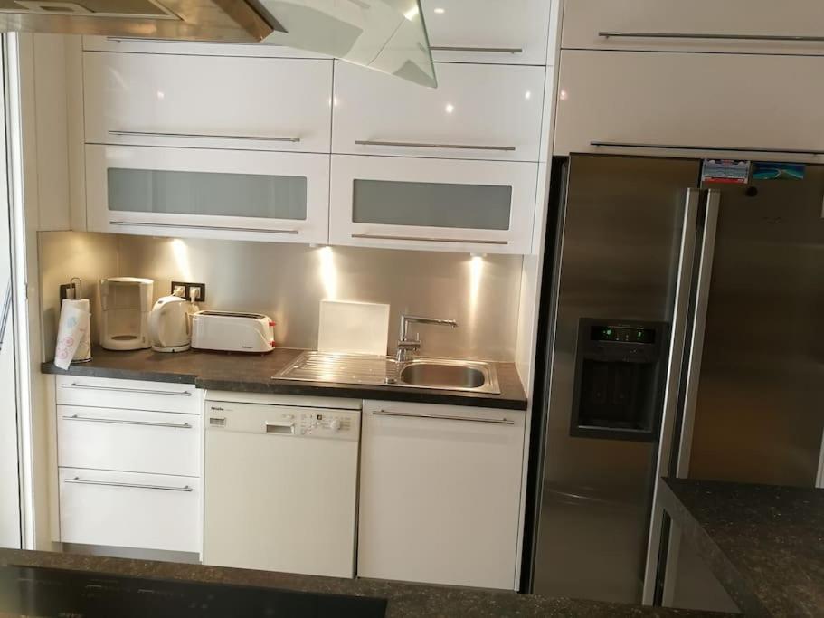 F4 6 Couchages Terrasse Proche Centre - 2