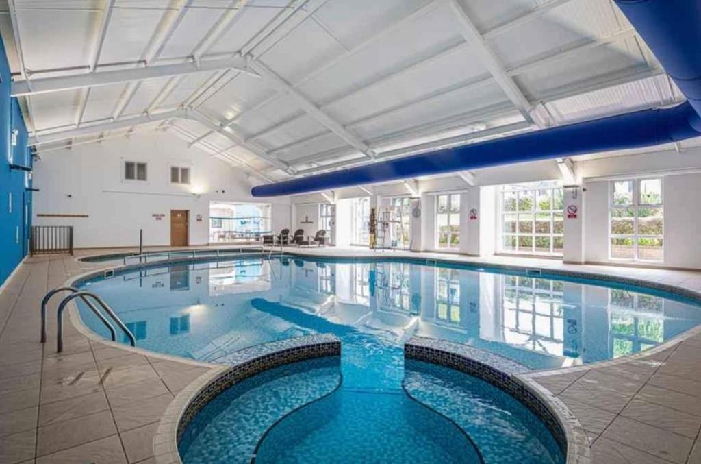 ABI Holiday Home, Brynteg Country & Leisure Retreat photo 4