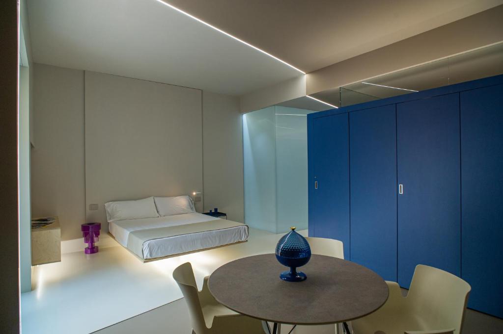Fiveplace Design Suites & Apartments - 2