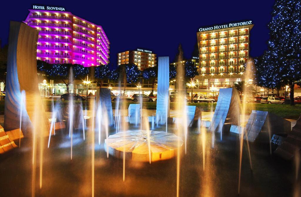 Hotel Riviera - LifeClass Hotels & Spa エントランス