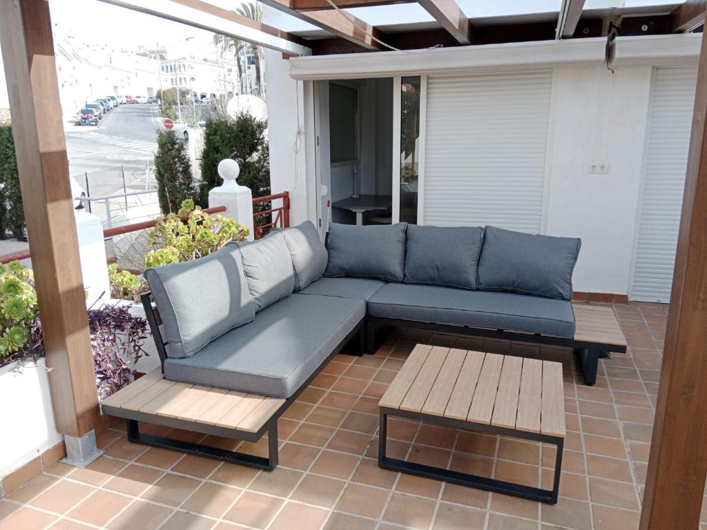 Apartamento de diseño con piscina y garaje - 4