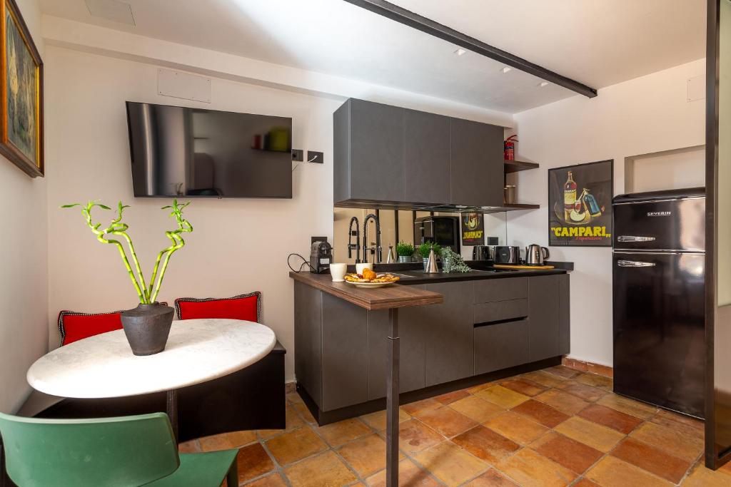 iFlat Campo de' Fiori modern apartment - 3