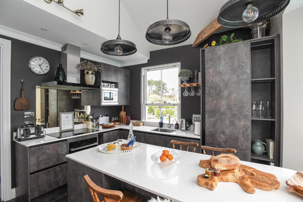 Marners Rock No 2, Fowey