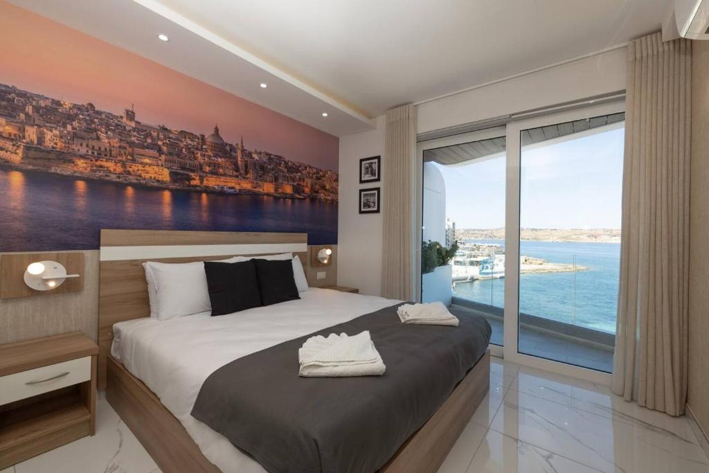 Ivory Suite Seafront With Views!- Fl 8 By Homely, St Paul's Bay