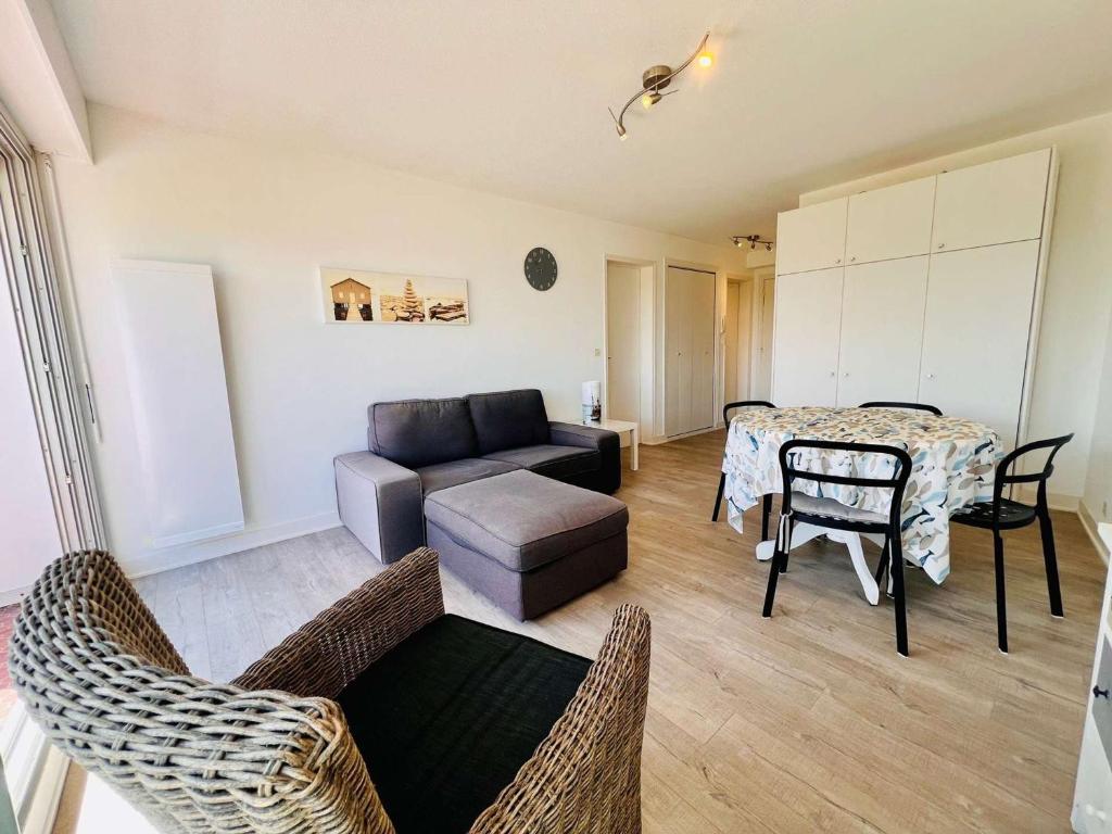 Charmant 2 pièces rénové à Quiberon avec balcon, parking et wifi, animaux admis - FR-1-478-88 - 5
